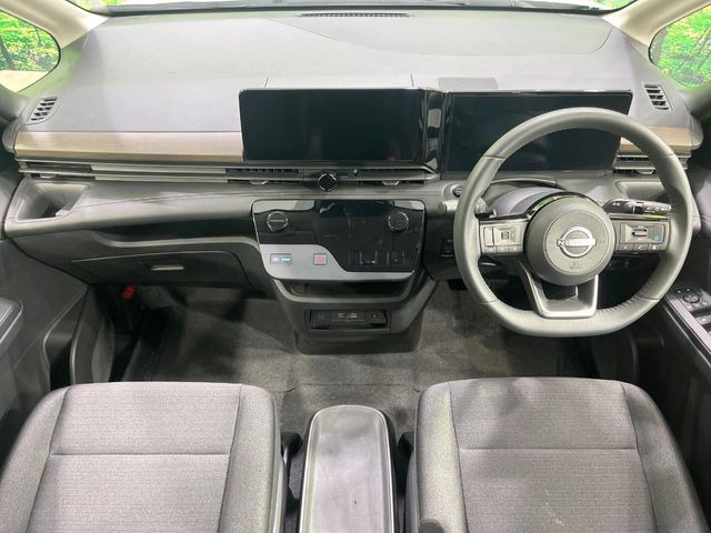 セレナ1.4 e-POWER ハイウェイスターV