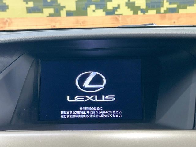 �y���[�J�[�����i�r�z�C���e���A�ɗn�����ރX�^�C���b�V���ȁu��p�݌v�v���[�J�[�i�r�𑕔��􎋔F���⑀�쐫�ȂǊ�{���\�ɂ��D��A���㎿�ȃJ�[���C�t�����y���݂��������܂��B