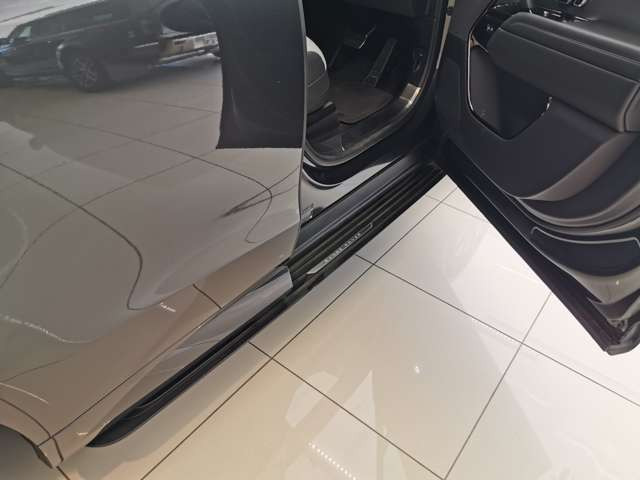 レンジローバースポーツダイナミック HSE 3.0L D300 ディーゼル 4WD