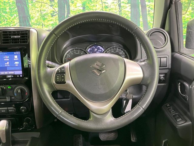 �y�����v�����X�e�A�����O�z�㎿�Ȋv���g�p���邱�ƂŁA��ɂ����������݂ƂĂ��^�]���₷���n���h���ł���