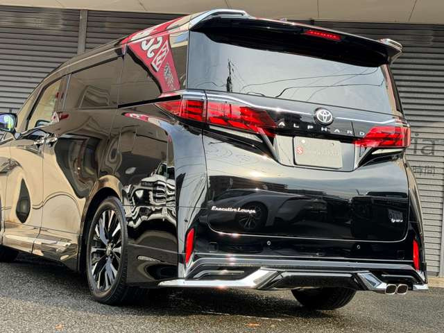 �����d���X���C�h�h�A(�C�[�W�[�N���[�U�[�@�\�E�����^�b�`�V�[�\�[�X�C�b�`�E�����̃X�C�b�`�ŊJ�\�ł�)