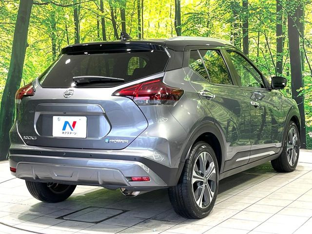 ☆全国のネクステージからお取り寄せが可能※!遠方の店舗に展示してあるクルマが気になる場合も、最寄りの店舗でご覧いただくことが可能です!是非私たちに要望をお聞かせください!※別途費用