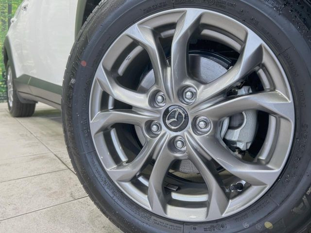 �y����16�C���`�A���~�z�C�[���z�O�ςɃ}�b�`���������A���~�z�C�[���𑕒����Ă���܂��B�e��ЊO�A���~�z�C�[����A�X�^�b�h���X�^�C�����戵�����Ă���܂��B���񂲑��k����������