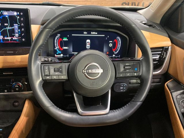 �y�����v�����X�e�A�����O�z�㎿�Ȋv���g�p���邱�ƂŁA��ɂ����������݂ƂĂ��^�]���₷���n���h���ł���