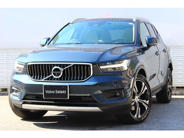 XC40B4 AWD インスクリプション 4WD