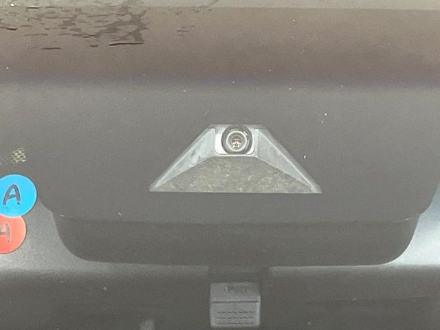 �y�g���^�Z�[�t�e�B�Z���X�z���s���ɑO���̎ԗ�����F�����A�Փ˂������Ȏ��͌x��ƃu���[�L�ŏՓˉ���Ɣ�Q�y�����A�V�X�g�B�����S�Ƀh���C�u�����y���݂��������܂��B