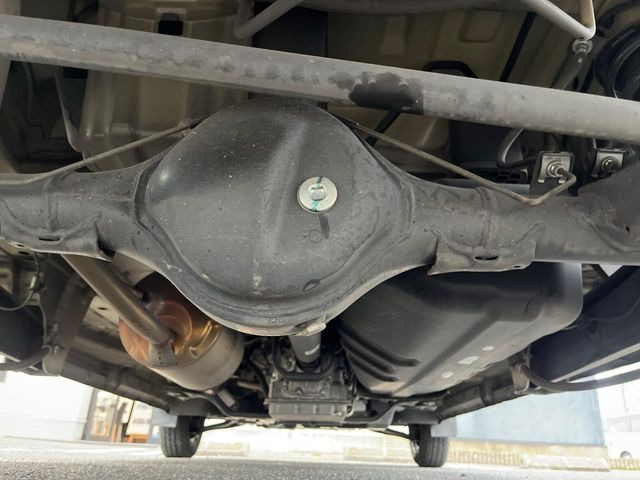 ����肪���ꂢ�Ȃ����ɁA�h�K���H�̎{�H���I�X�X���B�~��n��͂������A���ݕ��ɂ��Z���̕���A��Ń}�����E�E�B���^�[�X�|�[�c���������ɂ��D�]���������Ă���܂��B