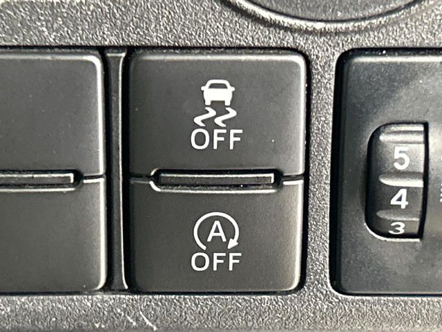 �y�A�C�h�����O�X�g�b�v�z�ԐM����a�؂Œ�Ԃ����ۂɃG���W�����~���A���ʂȔR���̏����}���܂��B�R��������ی�ɂȂ���@�\��G���W���̓u���[�L�𗣂��΍Ďn�����܂��B