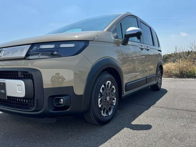 フリード1.5 クロスター スロープ