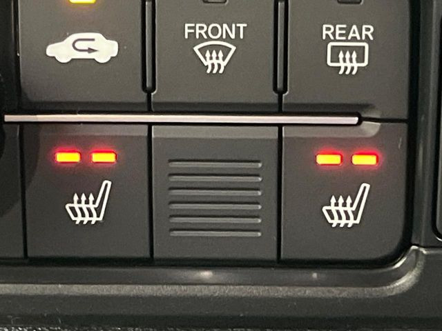 �y�V�[�g�q�[�^�[�z�������ɏd�󂷂�V�[�g�q�[�^�[!�G�A�R����葁�����܂��Ă����̂Ŋ�����̐l�����S�ł��ˁ�G�A�R���̉����͊������邩����A�Ƃ������ɂ����������߂ł��B