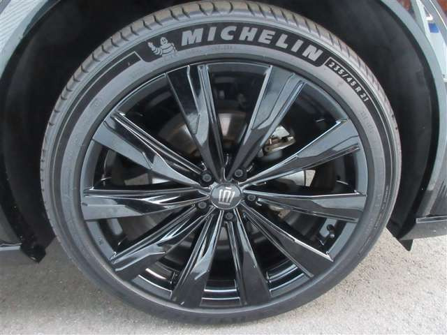 クラウンスポーツ2.5 Z E-Four 4WD