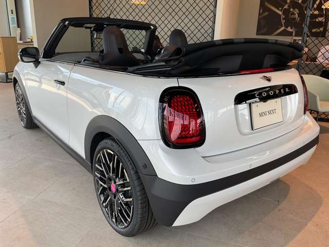 ミニコンバーチブルクーパーS DCT