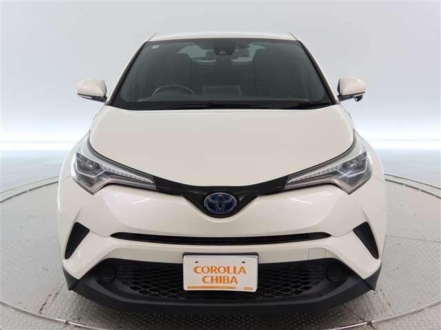 C-HRハイブリッド 1.8 S LED エディション