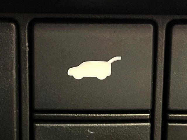 �y�p���[�o�b�N�h�A�z�X�}�[�g�L�[��^�]�Ȃ̃{�^�������������Ń��A�Q�[�g�������ŊJ���܂�!�ו��������Ă��鎞��A�����ʒu�ɂ���o�b�N�h�A��߂�ۂɕ֗��ȋ@�\�ł���