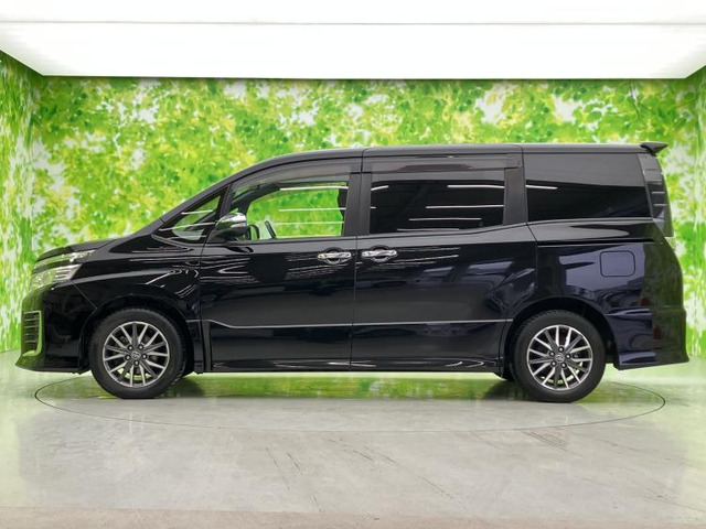 ヴォクシー2.0 ZS 煌