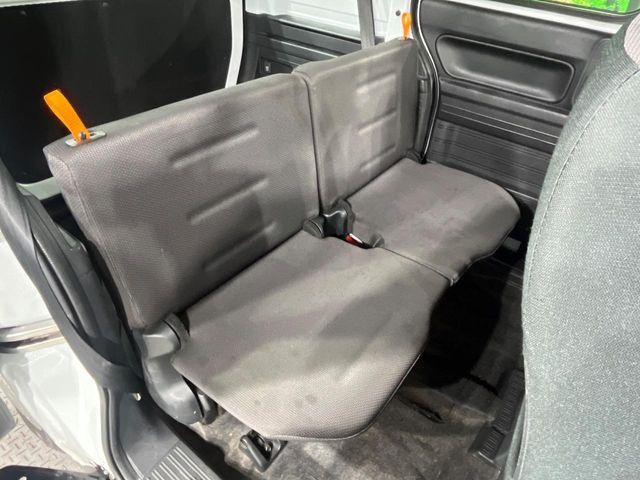 �㕔���Ȃ��C�ɂȂ�悤�ȃL�Y�E�����ւ��蓙�A�傫�ȃ_���[�W�͂Ȃ��A�ǍD�ȏ�Ԃł��B