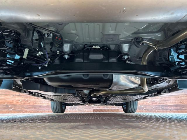 ����肪���ꂢ�Ȃ����ɁA�h�K���H�̎{�H���I�X�X���B�~��n��͂������A���ݕ��ɂ��Z���̕���A��Ń}�����E�E�B���^�[�X�|�[�c���������ɂ��D�]���������Ă���܂��B