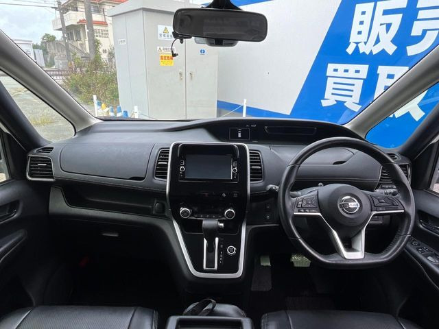 セレナ2.0 ハイウェイスター Vセレクション