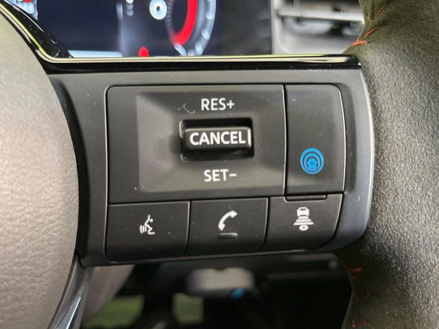 �y�v���p�C���b�g�z�������H�ł̒��������s���y��!!�a�؎��Ə��񑖍s�̃V�[���ŁA�A�N�Z���E�u���[�L�E�X�e�A�����O�������Ő��䂵�A�������^�]�̕��S���y�����Ă���܂���