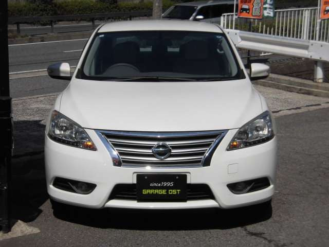 シルフィ1.8 X 助手席回転シート