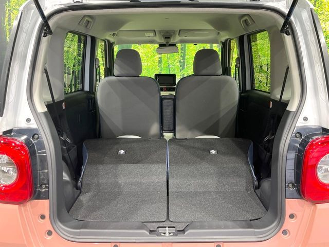 ���i�̂���������ʋ΁A���}���ɏ\���ȉ׎��X�y�[�X���m�ۂ��Ă���܂��B�Z�J���h�V�[�g��|���ƁA�傫�ȉו��̐ύڂ��\�ł���