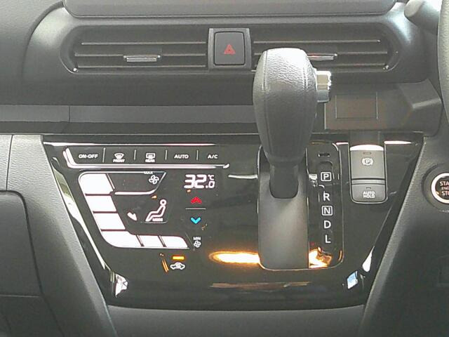 �I�[�g�G�A�R���Ŏ����D�݂̎�����f�����ݒ�o���܂��B���K�Ȏ����ŁA���K�ȉ^�]�����y���݉�����!