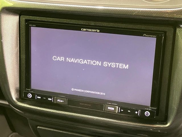 【ナビゲーション】使いやすいナビで目的地までしっかり案内してくれます。各種オーディオ再生機能も充実しており、お車の運転がさらに楽しくなります!!