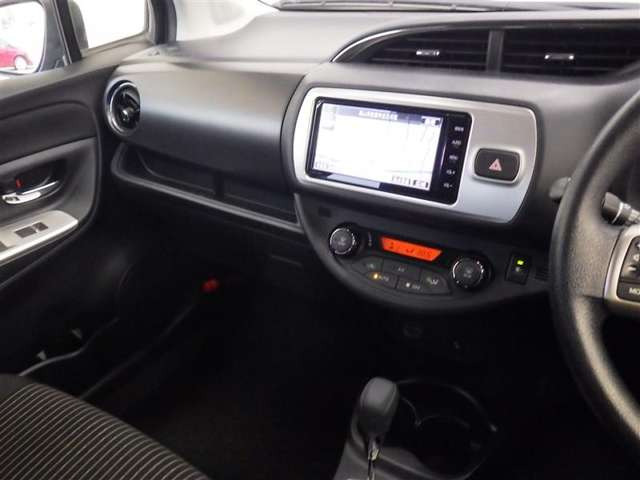 ヴィッツ1.3 ジュエラ