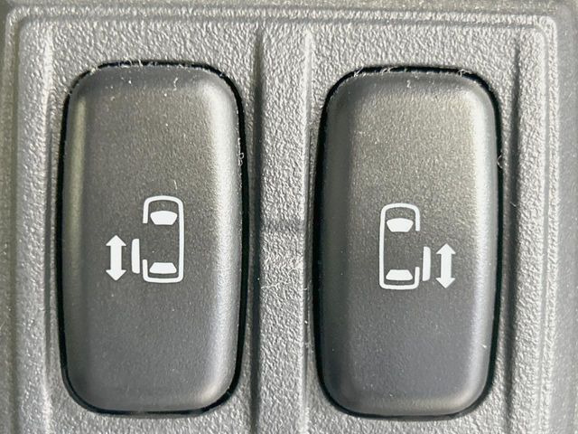 �y�����p���[�X���C�h�h�A�z�X�}�[�g�L�[��^�]�Ȃ̃X�C�b�`�Ō�ȗ����X���C�h�h�A�̊J���\���d��������͂����ăh�A���J����K�v�������A�����Ȃ��q�l�ł��ȒP�ɊJ���߂ł����K�ł���