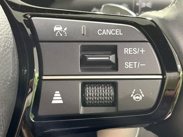 �y�A�_�v�e�B�u�N���[�Y�R���g���[���z�������H�ł̒��������s���y��!!�����ő��x��ۂN���[�Y�R���g���[�����A�Փˌy���V�X�e���ƘA�g���A�O���̎ԗ������m���ĎԊԂ�ۂ悤�ɑ��x���߂��Ă���܂�!!