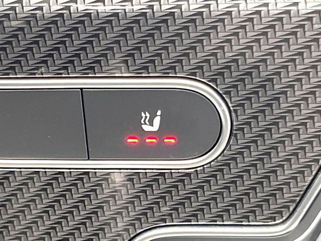 ���t�����g�V�[�g�q�[�e�B���O:�^�]�ȁE����ȋ��ɎO�i�K�Œ��߂��\�ȃV�[�g�q�[�^�[�𑕔����Ă���܂��B�G�߂��킸���K�ɂ��g�p���������܂��B