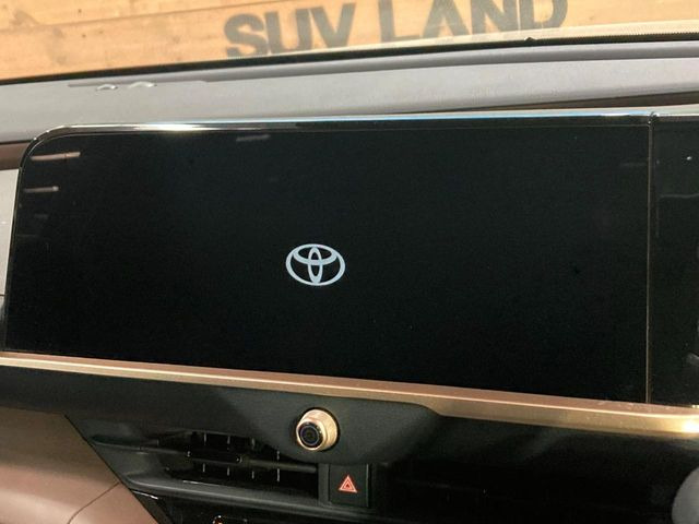 �y12.3�C���`���C�h�i�r�z�������ƃC���p�N�g�̂����^���C�h�i�r�𑕔��B�e��I�[�f�B�I����͂������A�������C�h��ʂł̃}�b�v2�����\���ȂǁA���֐��������i�r�ł���