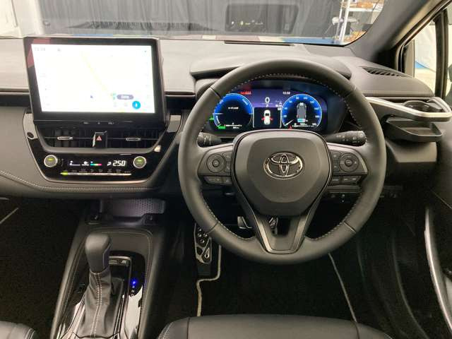 カローラツーリング1.8 ハイブリッド W×B