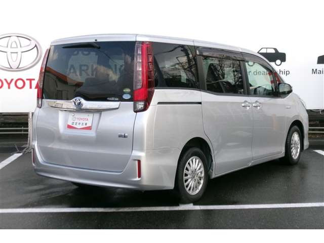 ノア1.8 ハイブリッド G