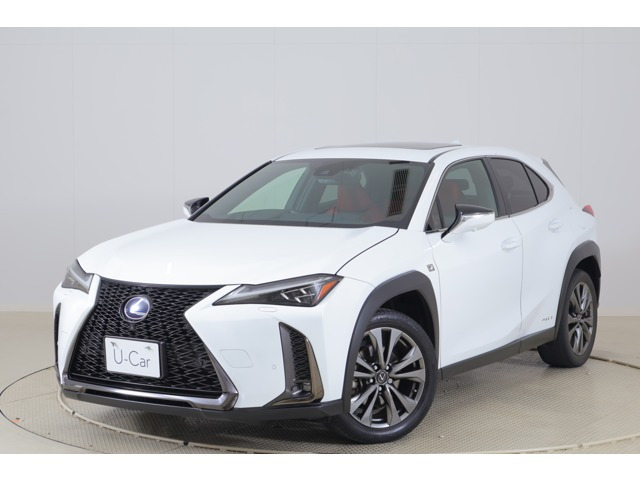 UX250h Fスポーツ 4WD