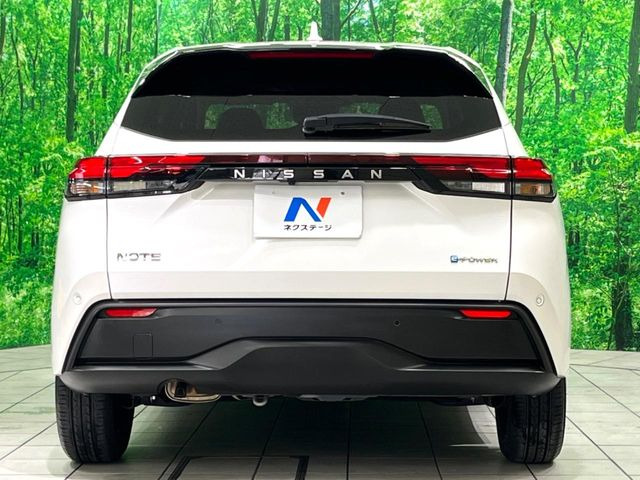 安心の最長10年・走行無制限保証(有償)をご用意。保証内容も充実はもちろん、無料点検&オイル交換や、年中無休の全国・24時間ロードサービスも付帯されておりますのでご安心下さい。