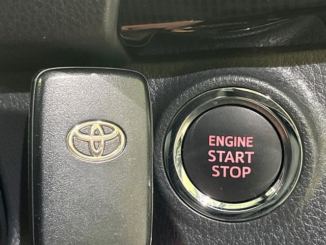 �y�X�}�[�g�L�[�z�J�o����|�P�b�g�ɓ��ꂽ�܂܂ł��h�A�̎{���E�������\�ȃX�}�[�g�L�[�𑕔��B�G���W���̃I���E�I�t�����J�M�����o���K�v����������Ƃ��Ă��֗��ł���