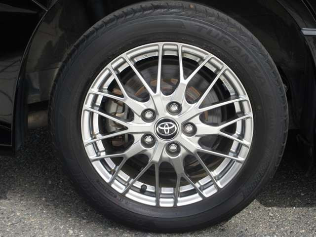 ヴォクシー1.8 ハイブリッド ZS 煌III