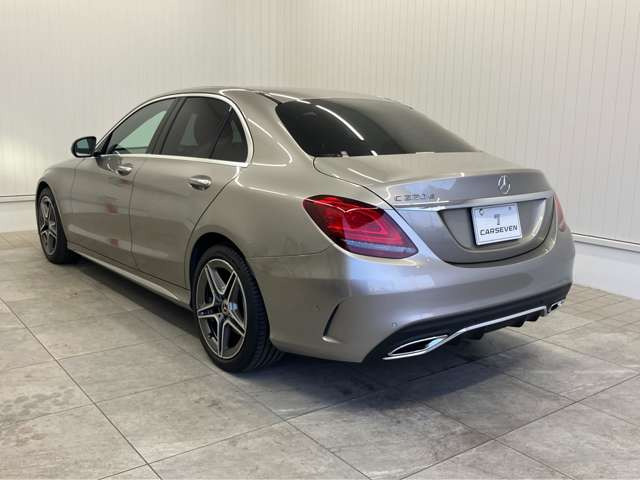 CクラスC220d ローレウス エディション