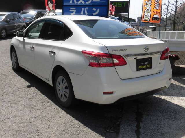 シルフィ1.8 X 助手席回転シート