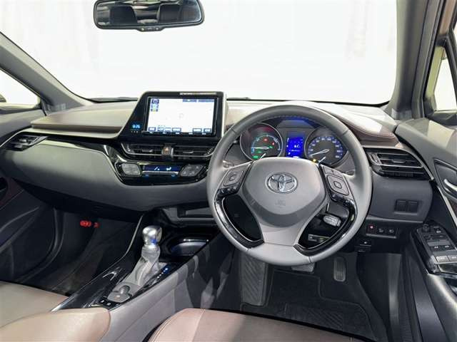 C-HRハイブリッド 1.8 G