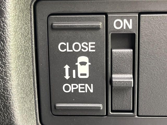 �y�p���[�X���C�h�h�A�z�X�}�[�g�L�[��^�]�Ȃ̃X�C�b�`�ŃX���C�h�h�A�̊J���\���d��������͂����ăh�A���J����K�v�������A���������q�l�ł��A�d���ו��������Ă��鎞�����N�ɊJ���߂ł��܂���