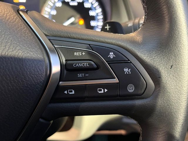 【インテリジェントクルーズコントロール】高速道路での長距離走行が楽に!自動で速度を保つクルーズコントロールが、衝突軽減システムと連携し、前方の車両を感知して車間を保つように速度調節してくれます!!