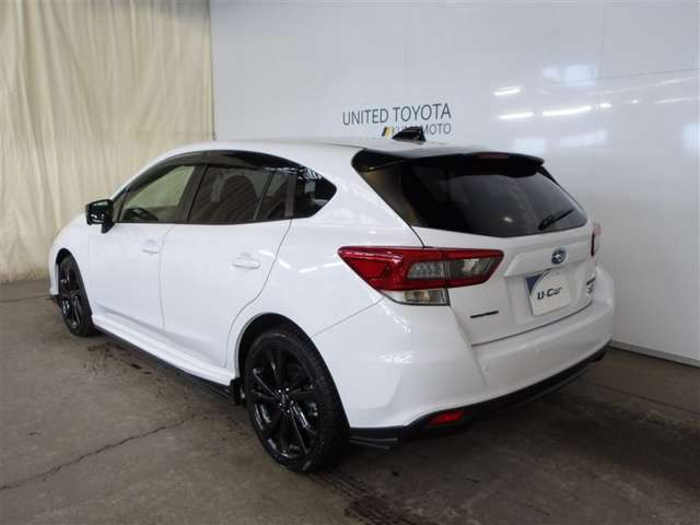 インプレッサスポーツ2.0 STI スポーツ