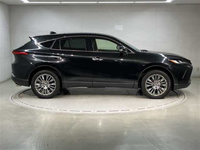 ハリアー2.5 ハイブリッド E-Four Z レザーパッケージ 4WD