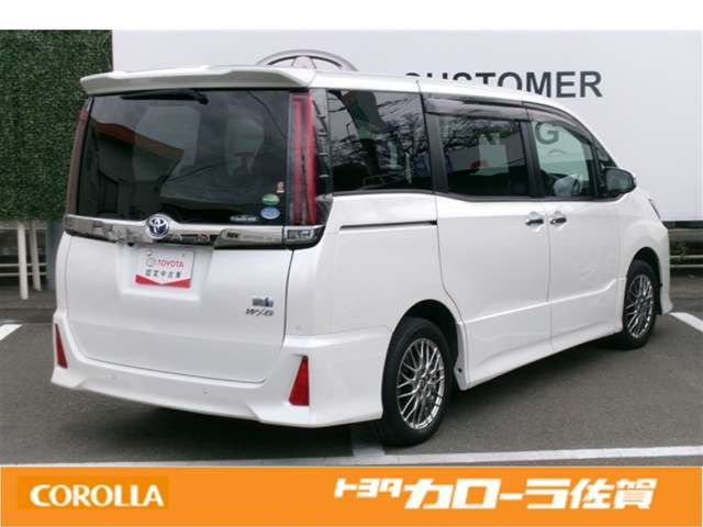 ノア1.8 ハイブリッド Si W×B II