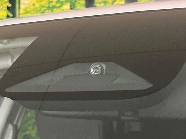 ヴェゼル1.5 e:HEV X