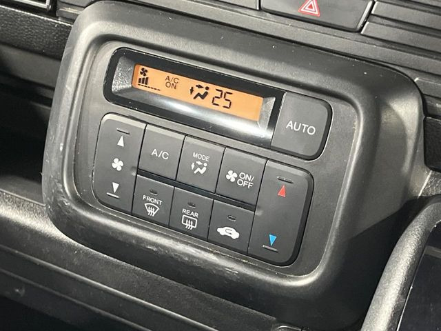 �y�I�[�g�G�A�R���z��x���D�݂̉��x�ɐݒ肷��΁A�ԓ��̉��x�����m�����ʂ≷�x�������Œ����B����&hellip;����&hellip;�Ɖ��x���X�C�b�`���������K�v�͂���܂���B���K�Ȏԓ���Ԃɂ͕K�{�̋@�\�ł��ˁ�