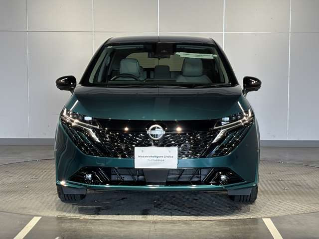 ノートオーラ1.2 G FOUR 4WD