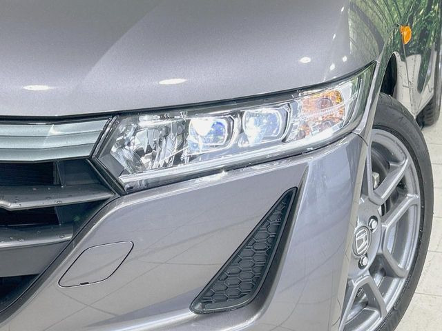 �yLED�w�b�h���C�g�z���V����ԑ��s�����ǍD�Ȏ��E���m�ۂ����S���ĉ^�]�ł��鍂�P�xLED�w�b�h���C�g�𑕔�!�_�����x�������A����d�͂��}�����Ă��܂��B